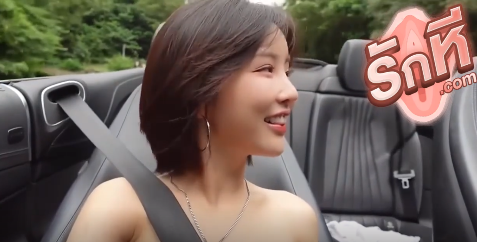 คลิปหลุด sunwall95 สาวเกาหลีงานดีสวยขาวเนียนนัดออกเดทกับหนุ่มครั้งแรกก็โดนจับกดหัวโม็คควยในรถเลยก่อนจะจอดหาที่เย็ดกันคาหลังรถซอยรัวๆ